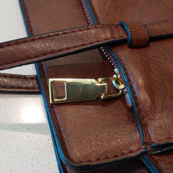 Bueno Brown Vegan Leather Shoulder Purse with Strap & Handles - Picture 11 of 13